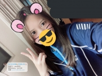 反差學生妹：小滿156.C.44.19歲 看著溫柔清淨的樣子 實則反差