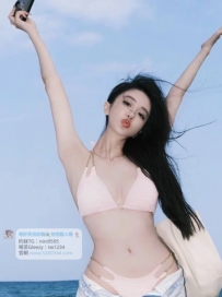 台中美女外送：街拍女王169.D.49.22歲 高級臉蛋 網拍麻豆