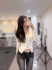 饑渴御姐：咪芽165.C.27歲 氣質苗條行 口技好 很騷 白皙氣質