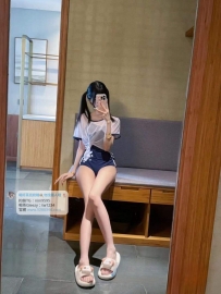 台灣外送茶：蕾蕾158.C.43.19歲 嬌小可愛漂亮臉蛋 瘦小好操作