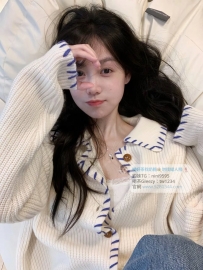 新竹援交妹：西梅162.C.45.22歲 清純氣質小女友 瞞著男友私下