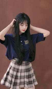 台北援交妹：芊芊160/44kg/C/21歲 長相可愛 氣質清純帶甜美感