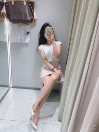 美艷OL：美琳164.C.47.35歲 辦公一族的佼佼者 顏值身材+++