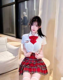 純真可愛的JK女友：小涵160.C.45.19歲 眼神清澈純淨 身材纖細