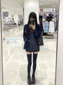 台中援交妹：朵依163.D.46.22歲 堅挺雙峰真奶Q彈柔軟 皮膚白皙