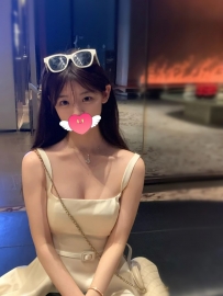 鄰家反差三民高中妹：小柒155.D.42.18歲 年輕又貪玩 配合很高